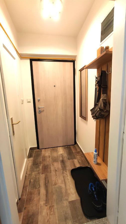 Cozy, Nice & Quiet Apartment Lucky Sarajevo - Free Public Parking Buitenkant foto