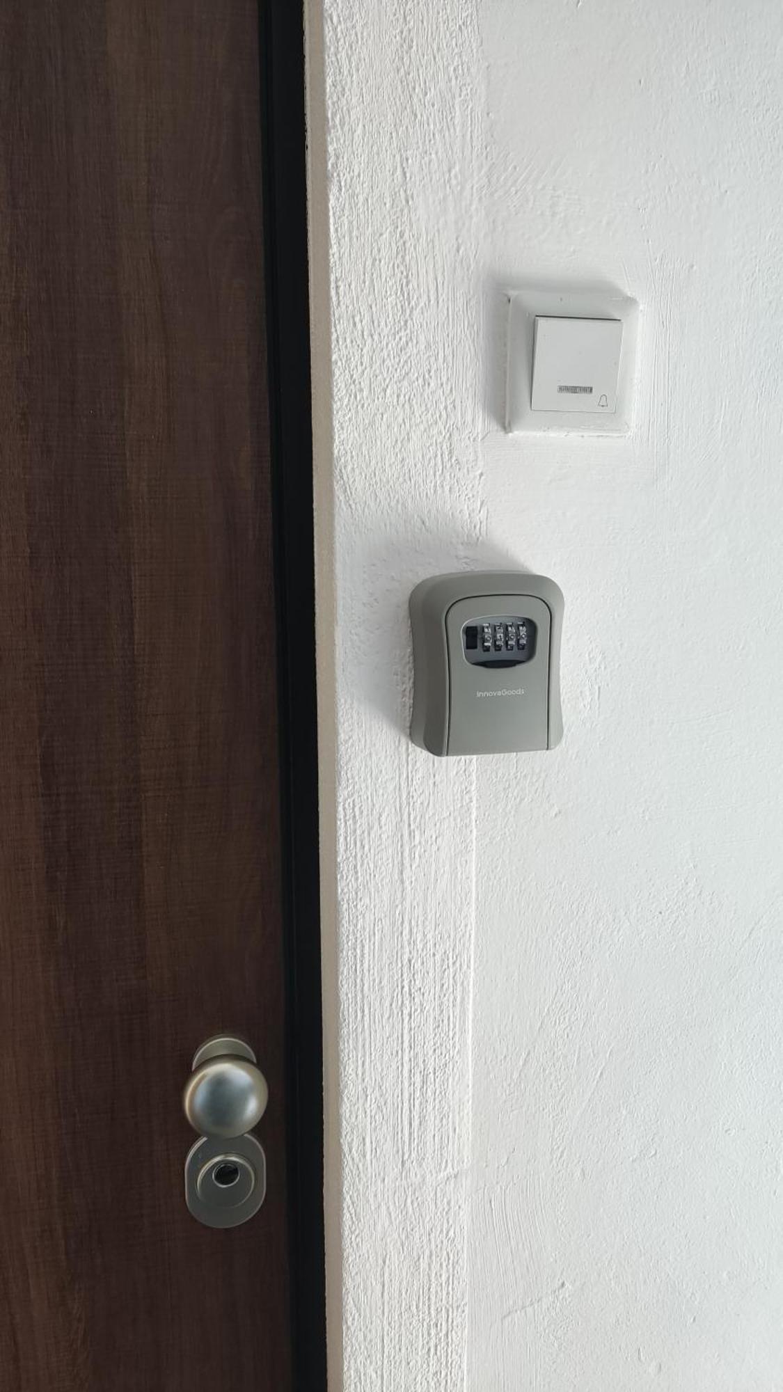 Cozy, Nice & Quiet Apartment Lucky Sarajevo - Free Public Parking Buitenkant foto