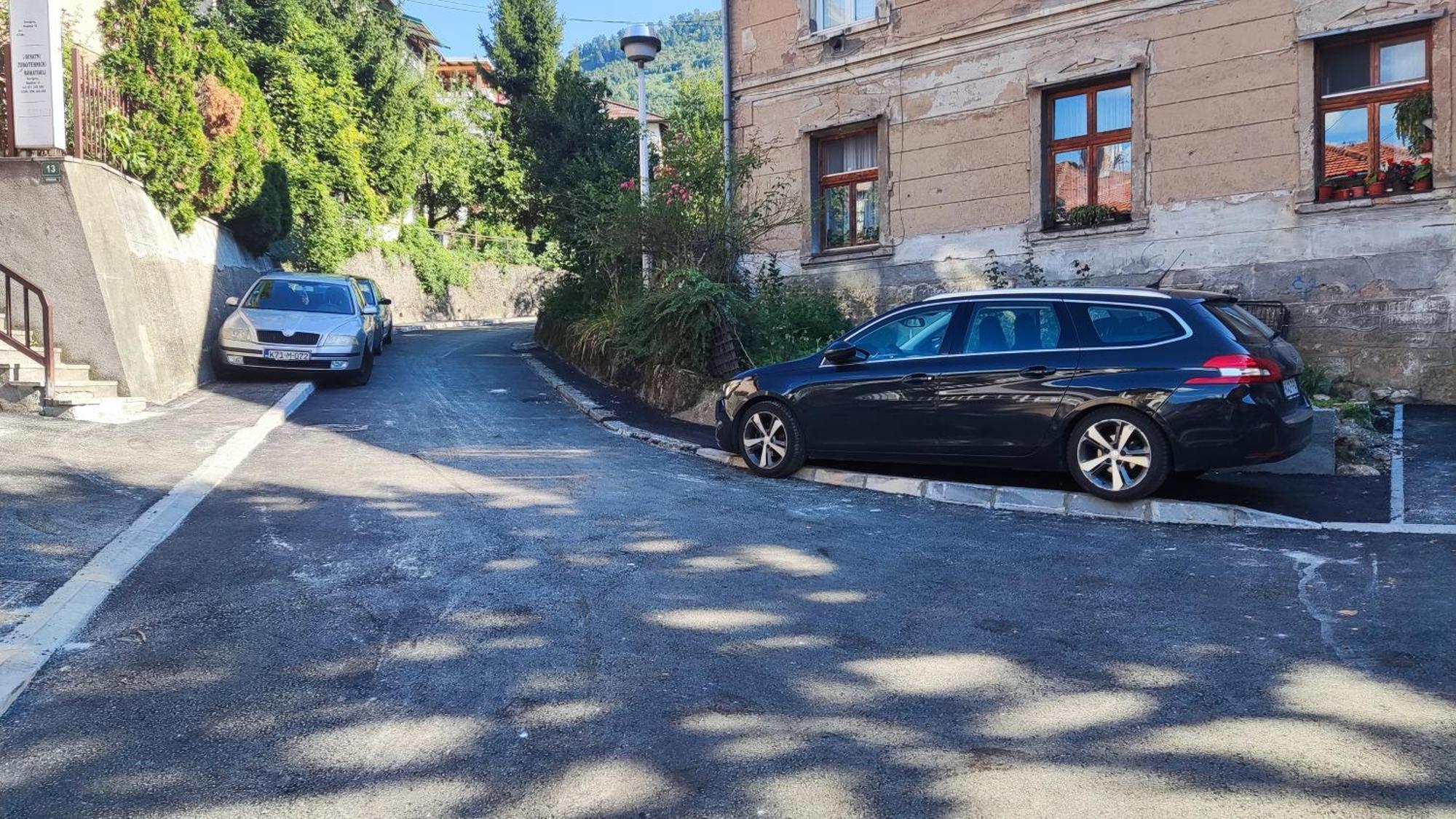 Cozy, Nice & Quiet Apartment Lucky Sarajevo - Free Public Parking Buitenkant foto